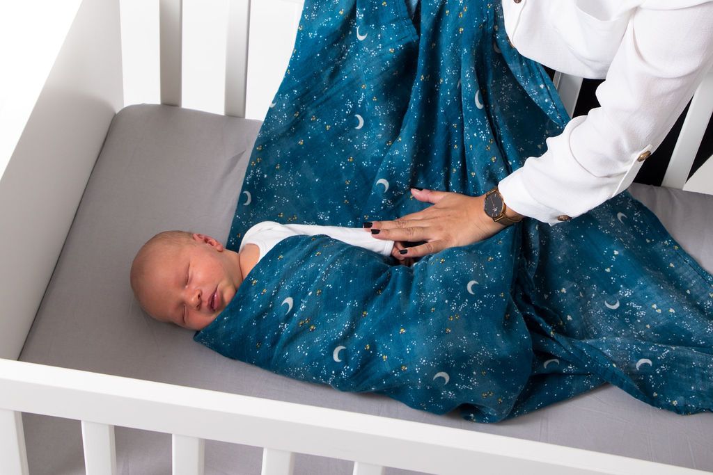 ORGANIC SWADDLE SET - FLY ME TO THE MOON (Starry Night + Hot Air